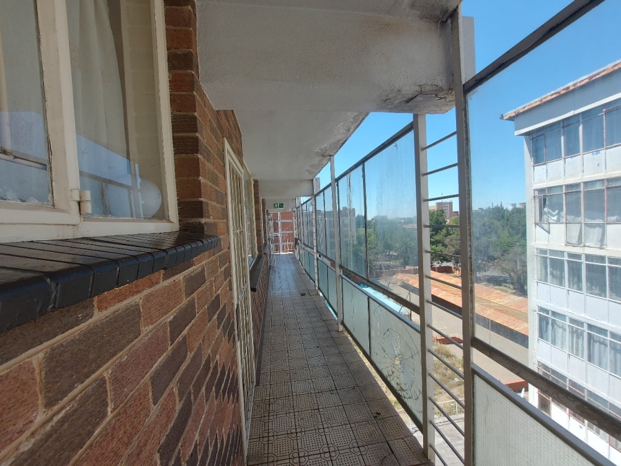 2 Bedroom Property for Sale in Bloemfontein Free State